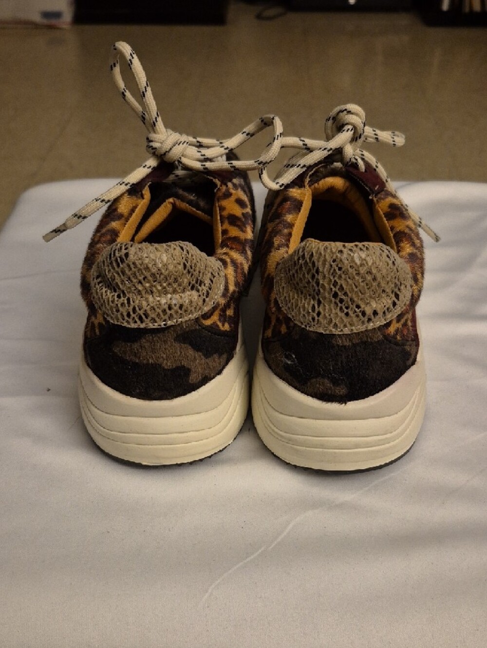 Leopard Print Women's Fashion Sneakers - Brown/Black - Picture 4 of 8
